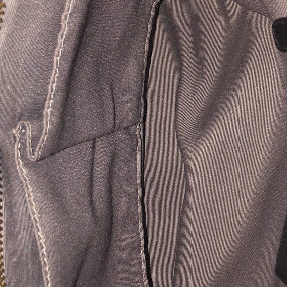 COACH CARLY SIGNATURE SHOULDER BAG - Picture 11 of 16